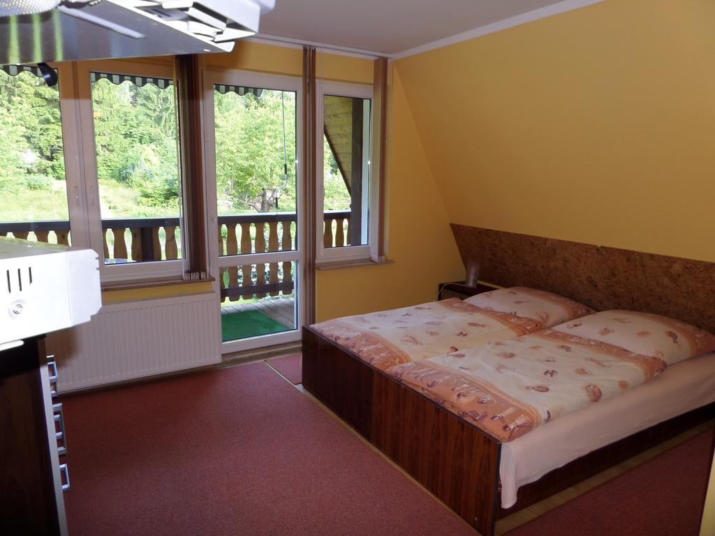 Ferienwohnung Sylwia Schreiberhau Zimmer foto